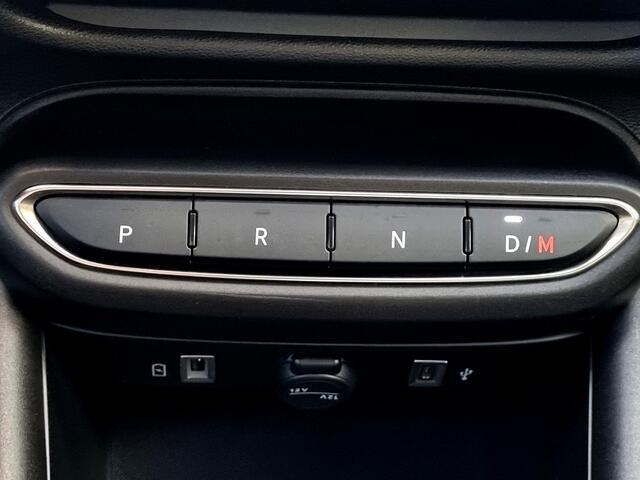 Fiat 600 1.2 Hybrid Urban Automaat / Navigatie via Android Auto/Apple Carplay / Airco / Parkeersensor Achter / DAB / Stof/Lederen Bekleding