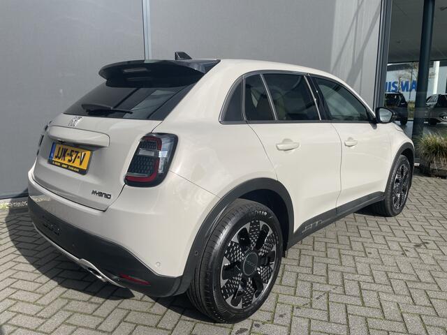 Fiat 600 1.2 Hybrid La prima Full options / met fabrieksgarantie / 136 PK / Navigatie / Multimedia / Bluetooth / A-uitrijcamera