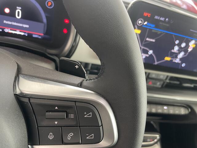 Fiat 600 1.2 Hybrid La prima Full options / met fabrieksgarantie / 136 PK / Navigatie / Multimedia / Bluetooth / A-uitrijcamera