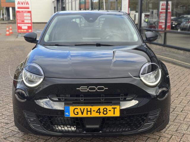 Fiat 600 1.2 Hybrid Urban