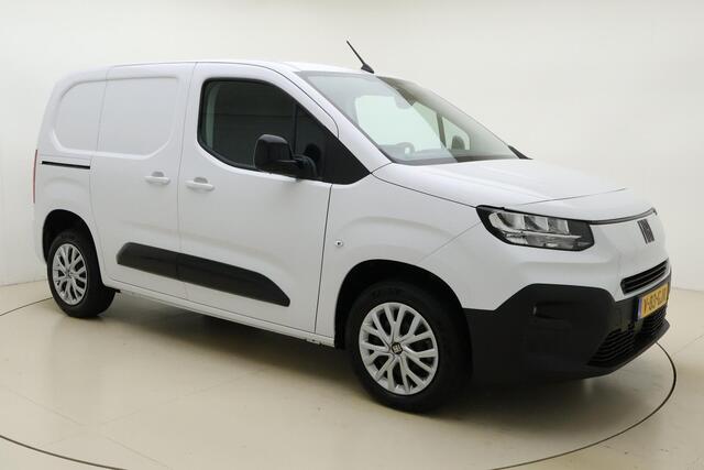 Fiat DOBLO 1.5 BlueHDi 100 S&S L1 1000kg | Climate control | Trekhaak | Parkeersensoren | Cruise control | Keyless start | Bumpers in de kleur