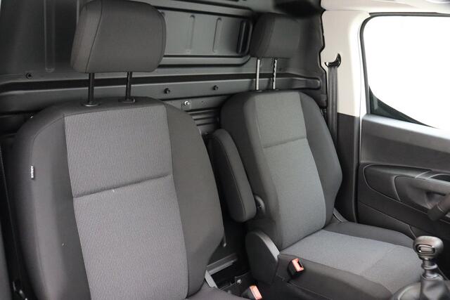 Fiat DOBLO 1.5 BlueHDi 100 S&S L1 1000kg | Climate control | Trekhaak | Parkeersensoren | Cruise control | Keyless start | Bumpers in de kleur