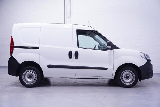 Fiat DOBLO 1.3 Mjet 95 pk L1H1 Airco, 3-Zits, Bluetooth Laadruimte pakket