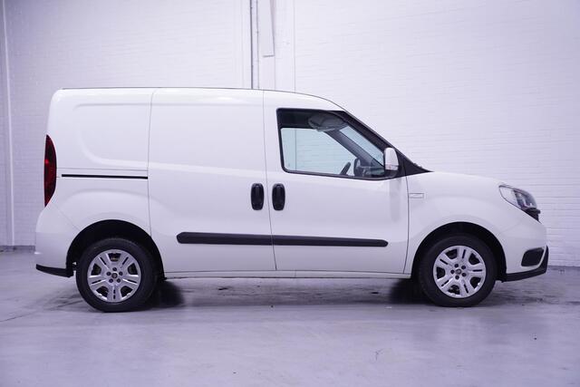 Fiat DOBLO 1.3 MJet 95 pk L1 Airco, Navi, Cruise Control Laadruimte Pakket, PDC achter, 3-Zits