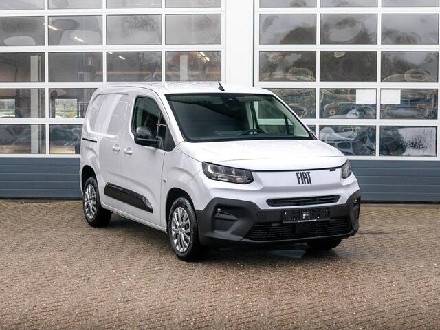Fiat DOBLO 1.5D 100pk L1 1000kg | Uit voorraad leverbaar | Clima | Pack Winter | Trekhaak | 16" | Pack Look | Keyless | Camera | Apple Carplay