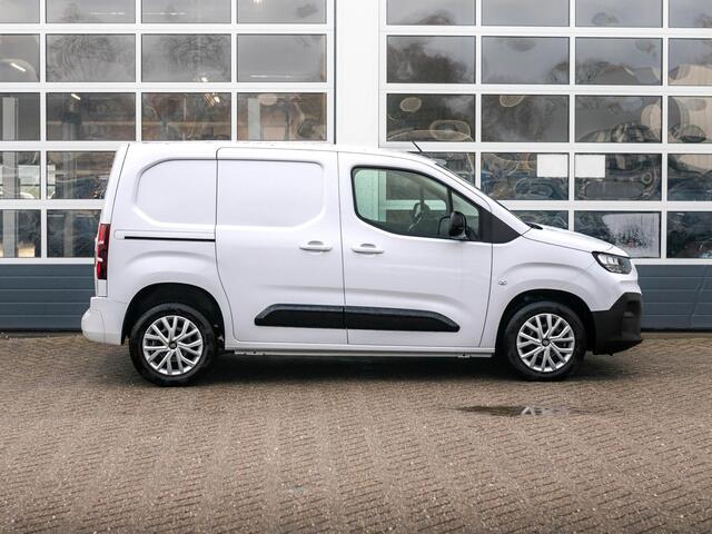 Fiat DOBLO 1.5D 100pk L1 1000kg | Uit voorraad leverbaar | Clima | Pack Winter | Trekhaak | 16" | Pack Look | Keyless | Camera | Apple Carplay