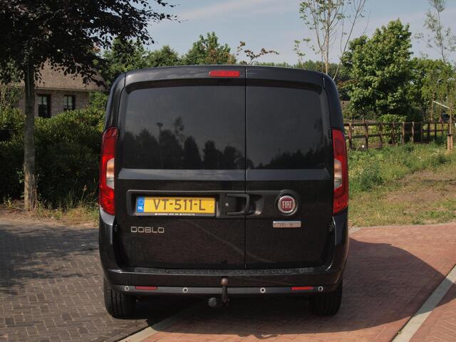 Fiat DOBLO Cargo 1.3 MJ L1H1 SX | Bijrijdersbank | Airco | Navigatie | Trekhaak | Parkeersensoren |