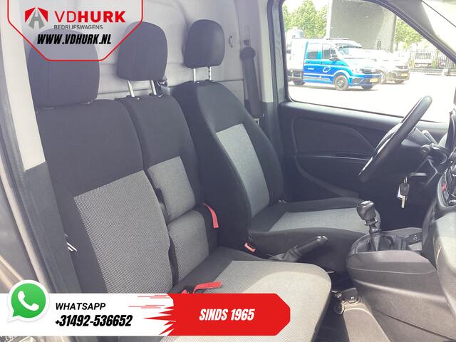 Fiat DOBLO Cargo 1.6 MJ 105 pk 3Pers./ Airco/ Cruise/ Navi/ Trekhaak