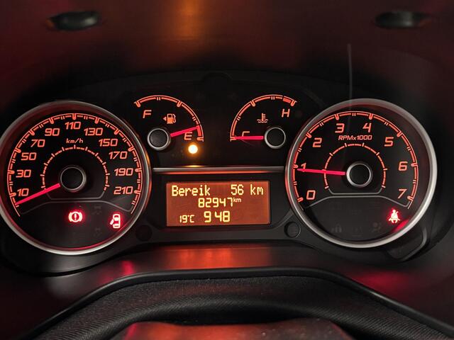 Fiat DOBLO Cargo 1.6 MJ L1H1 / Cruise control / Navigatiesysteem full map / Zijschuifdeur rechts / Airco / NAP /