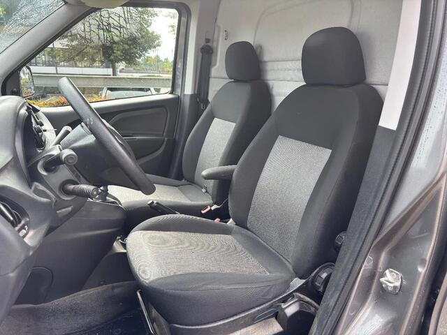 Fiat DOBLO Cargo Maxi 1.6 MJ Airco Navi Trekhaak Dubbelenschuifdeur 20.000KM EURO 6