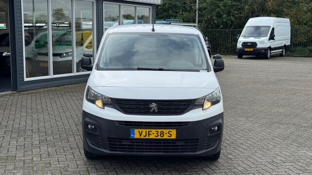 Fiat DOBLO 1.6 MJ 77KW 105PK EURO 6 3 ZITS BIJRIJDERSBANK/ AIRCO/ CRUISE CONTROL/ NAVIGATIE/ 100% DEALERONDERHOUDEN
