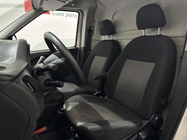 Fiat DOBLO Cargo 1.3 MJ L2H1 Maxi SX - Navi / Bluetooth / Parksens. achter