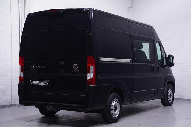 Fiat DUCATO 2.3 MultiJet 120 pk Dubbel Cabine L2H2 Navi Camera, Cruise Control, Trekhaak 2.500 kg, 6-Zits, NAP