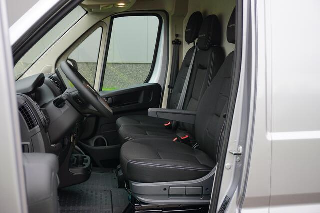 Fiat DUCATO 35 2.2 MultiJet L2H2 140pk |Digitaal dashboard |Groot scherm |Camera |Carplay |Android auto |Parkeersensoren |Bluetooth media en telefonie |Climate control |Cruise control