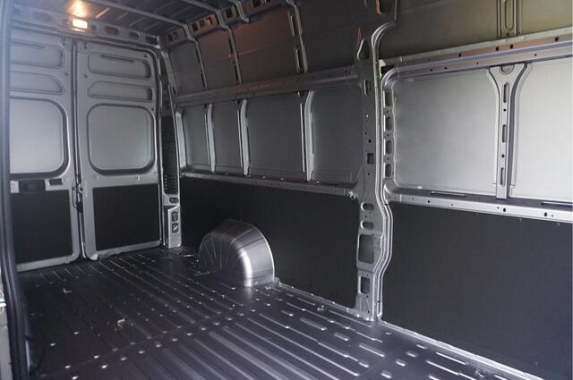 Fiat DUCATO Maxi 35 2.2 180PK L4H3 EAT8 AUT BPM VRIJ!! Clima, 10" Navi, Camera, 270° Deuren!! NR. 134