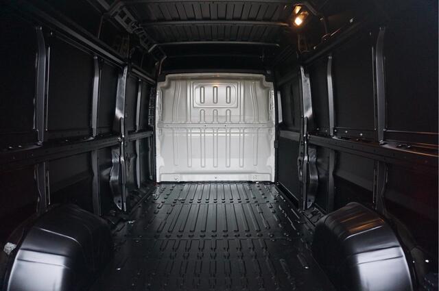 Fiat DUCATO Maxi 35 2.2 180PK L3H2 EAT8 AUT BPM VRIJ!! Clima, 10" Navi, Camera, 270° Deuren!! NR. 158