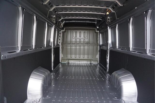 Fiat DUCATO Maxi 35 2.2 180PK L4H2 EAT8 AUT BPM VRIJ!! Clima, 10" Navi, Camera, 270° Deuren!! NR. 162