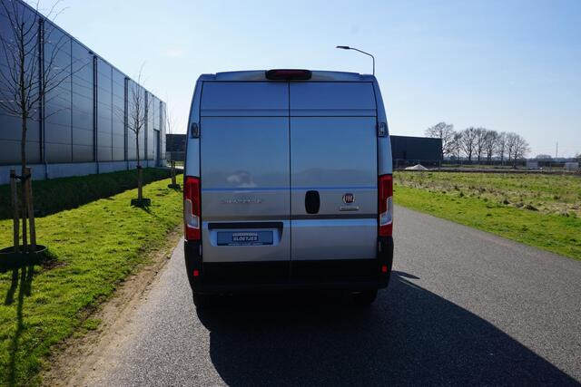 Fiat DUCATO 35 2.2 MultiJet L2H2 Grijs Metallic |Digitaal Dashboard |Groot scherm |Carplay en Android auto |Camera |Cruise |Navi |Climate |Nieuwstaat |140 pk |BPM vrij