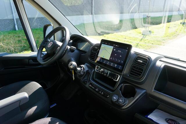 Fiat DUCATO 35 2.2 MultiJet L2H2 Grijs Metallic |Digitaal Dashboard |Groot scherm |Carplay en Android auto |Camera |Cruise |Navi |Climate |Nieuwstaat |140 pk |BPM vrij
