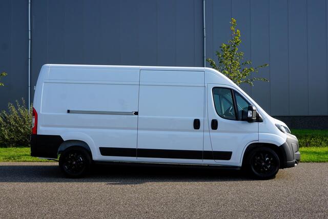 Fiat DUCATO 2.2 MultiJet 140 S&S L3H2 3.5t Heavy Automaat |140 pk |Betimmering |Nieuw |Camera |Cruise |Airco |Verzwaard |Bluetooth media en telefonie |DAB radio |Parkeersensoren |3500 KG verzwaard