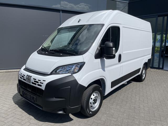 Fiat DUCATO 3.0T GB L2H2 2.2 MultiJet S&S Zijschuifdeur rechts - Cruise control - tussenschot volledig - Achteruitrijcamera - Parkeersensoren achter - bluetooth - Radio - Navigatie - Airco - Lane Assist