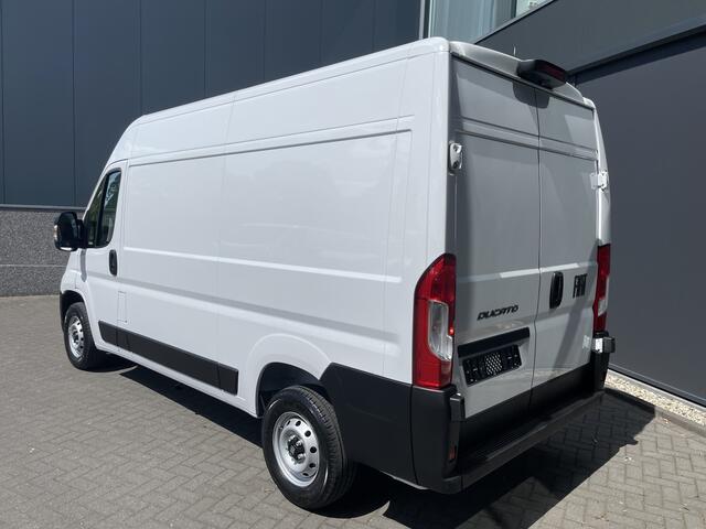 Fiat DUCATO 3.0T GB L2H2 2.2 MultiJet S&S Zijschuifdeur rechts - Cruise control - tussenschot volledig - Achteruitrijcamera - Parkeersensoren achter - bluetooth - Radio - Navigatie - Airco - Lane Assist