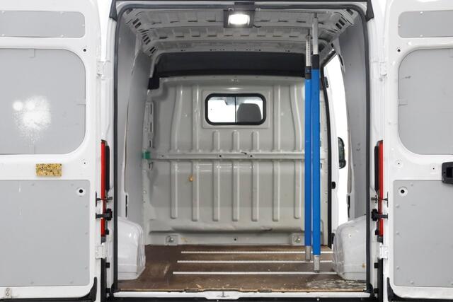 Fiat DUCATO 2.3 MultiJet 140pk Automaat L2H2 Airco/Navi/Camera 05-2021