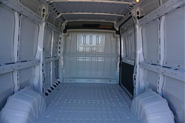 Fiat DUCATO 35 2.2 180PK L2H2 AUT BPM VRIJ!! Airco, Cruise, Camera, Blis!! NR. C01*