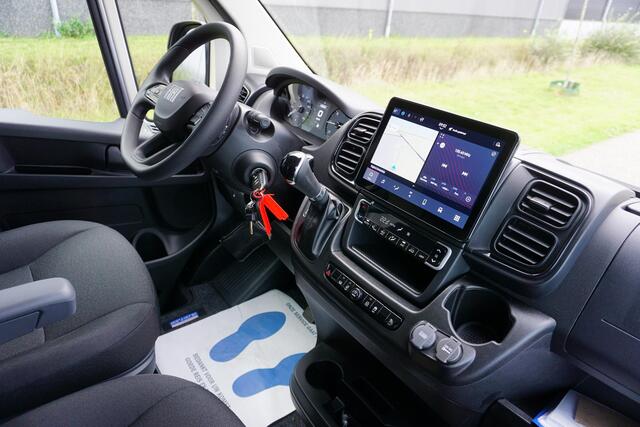 Fiat DUCATO 2.2 MultiJet L4H3 3.5t Heavy |Trekhaak 3000KG |180 pk |Full LED koplampen |Groot scherm Navi |Camera |Carplay |Android auto |Metallic |Parkeersensoren |Mistlampen |Cruise control |Climate control |EURO6