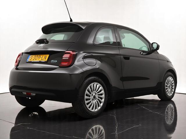 Fiat E-500 Electric 42kWh 119PK - Navigatie via Apple Carplay/Android Auto - Climate control - Cruise control - 12 maanden garantie - WLTP actieradius 314 km.