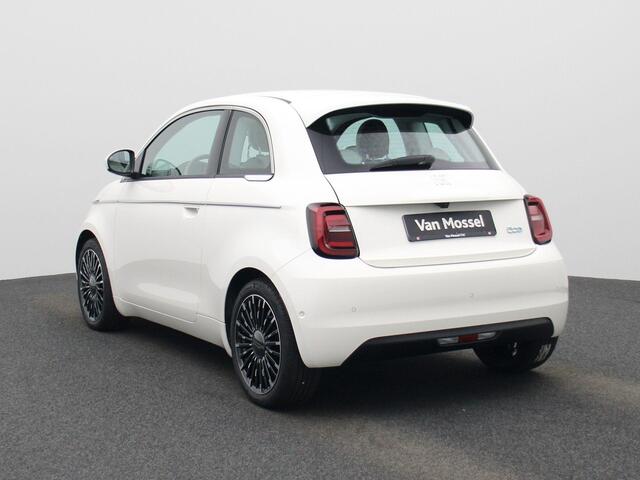 Fiat E-500 500e 42 kWh La Prima | Navigatie | Camera | Stoelverwarming | Leder