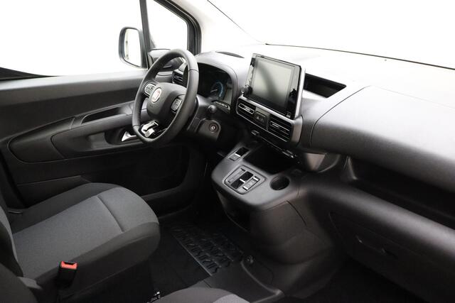 Fiat E-Doblo 136 L1 50 kWh | Navigatie | Climate control | Parkeersensoren | Metaallak | Cruise control | Bluetooth | Geen kilometers!
