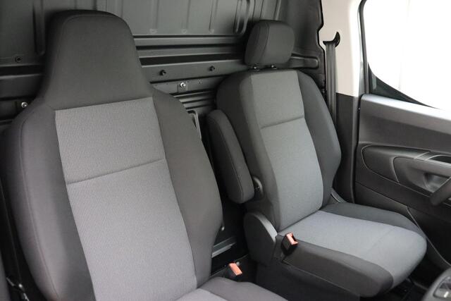 Fiat E-Doblo 136 L1 50 kWh | Navigatie | Climate control | Parkeersensoren | Metaallak | Cruise control | Bluetooth | Geen kilometers!