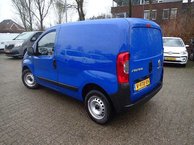 Fiat FIORINO 1.4 Easy Pro BENZINE UITVOERING !! VOORZIEN VAN AIRCO !!