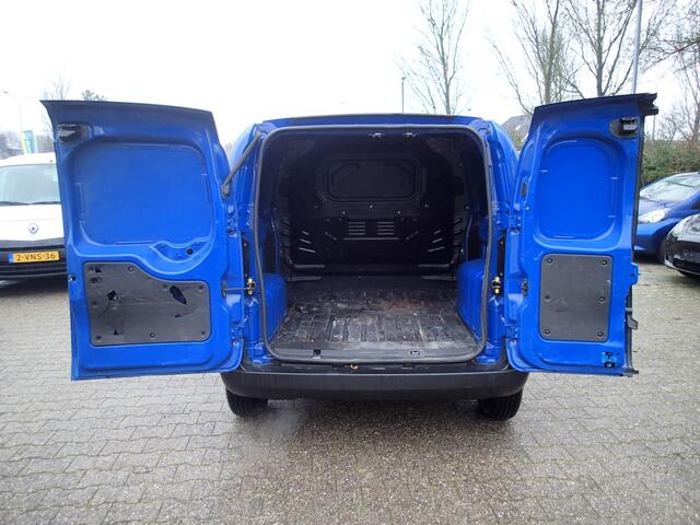Fiat FIORINO 1.4 Easy Pro BENZINE UITVOERING !! VOORZIEN VAN AIRCO !!