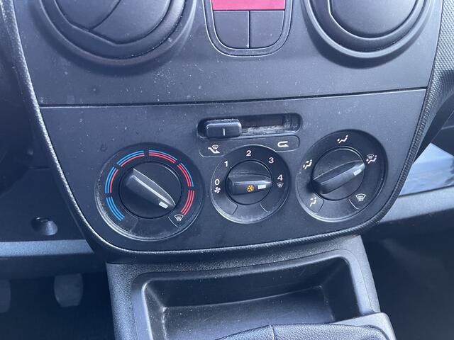 Fiat FIORINO 1.4 Easy Pro / benzine grijs kenteken / vaste prijs rijklaar ¤ 8.950 ex btw / airco / euro 6 / centrale vergrendeling / lease vanaf ¤ 164