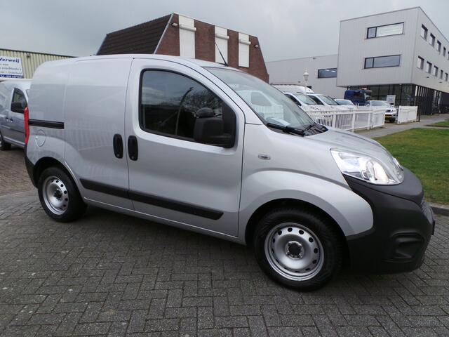 Fiat FIORINO 1.3 MJ Basis Airco,Navigatie,Schuifdeur