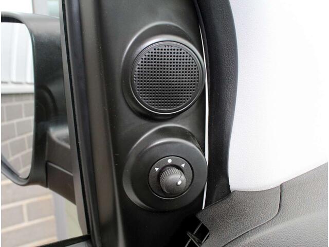 Fiat FIORINO 1.3 MJ Airco/Cruise/Parkeersensoren