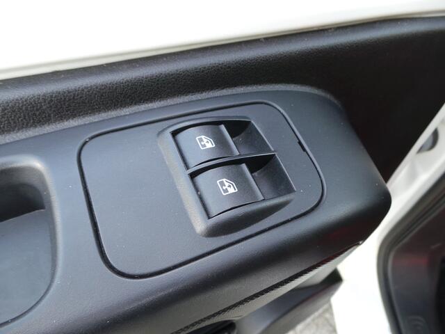 Fiat FIORINO 1.3 MJ 96pk Airco,Navi,Pdc,Lmv,enz Ayrton Senna