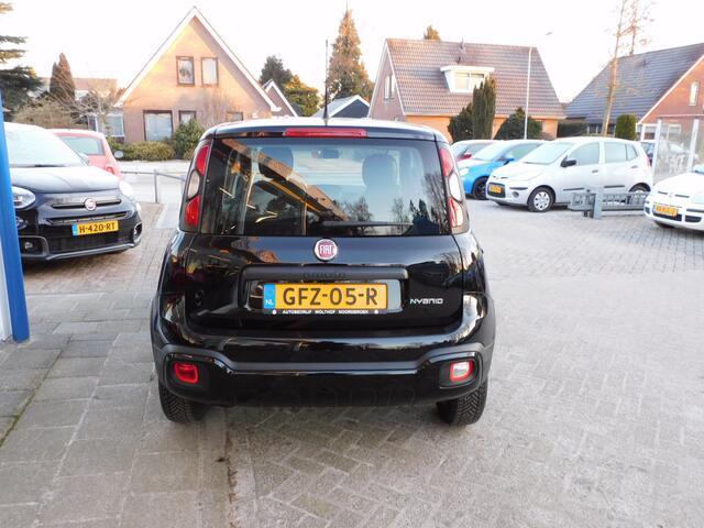 Fiat PANDA 1.0 Hybrid Cross 5 zitplaatsen