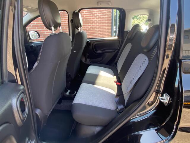 Fiat PANDA 0.9 TWINAIR 80PK LOUNGE AUTOMAAT AIRCO TREKHAAK PDC