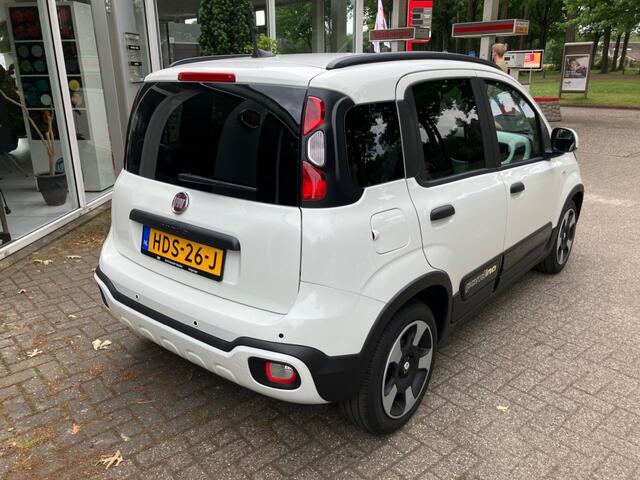Fiat PANDA Pandina 1.0 Hybrid