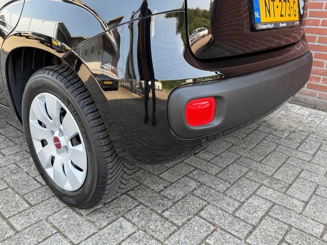 Fiat PANDA 0.9 TWINAIR POPSTAR AUTOMAAT AIRCO PARKEERSENSOREN BLUETOOTH