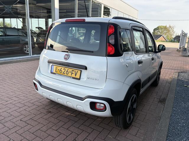 Fiat PANDA 1.0 Hybrid City Cross CLIMA/MEDIA/DAB/LED/17.000KM!!