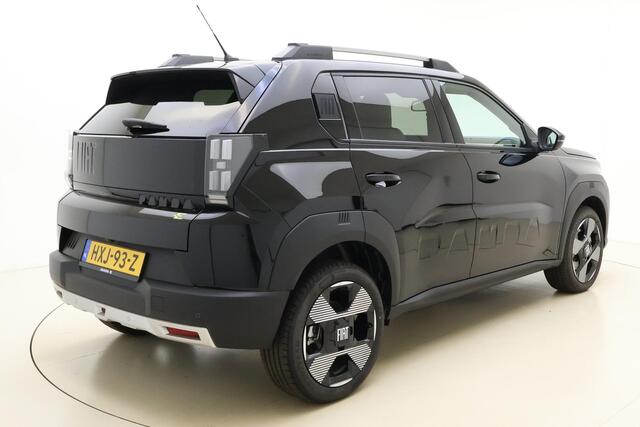 Fiat PANDA Grande La Prima 11 kW 44 kWh | NIEUW MODEL | Navigatie | Climate control | Camera | Hoge instap | Dakrails | Stoel- en stuurverwarming | verwarmbaar voorraam