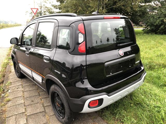 Fiat PANDA 1.0 Hybrid Cross Garmin CLIMATE|APPLE/ANDROID|DAB|5-PERSOONS