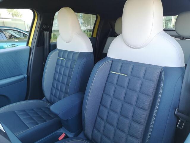 Fiat PANDA Grande La Prima 11 kW 44 kWh | Op voorraad | Full Option | Winter pack | Camera |