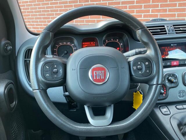 Fiat PANDA 0.9 TWINAIR LOUNGE 80 PK AIRCO TREKHAAK BLUETOOTH