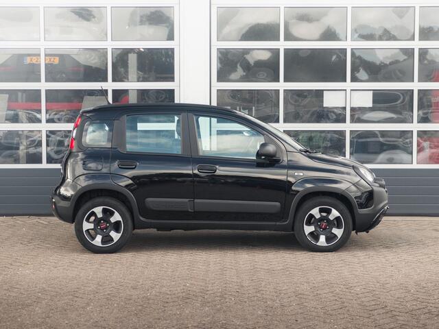 Fiat PANDA Hybrid City Cross | Clima | Dakrails | Mistlampen | 5-Zits | Unieke KM Stand