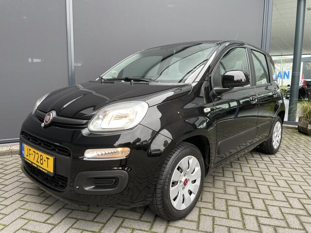 Fiat PANDA 1.2 Lounge 4 cil. Airco - E ramen voor - Radio/cd/mp3 - Centrale deurvergrendeling met AB -